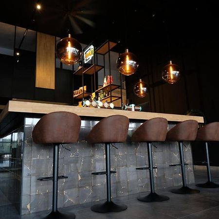 Occo Hotel Willebroek Bagian luar foto