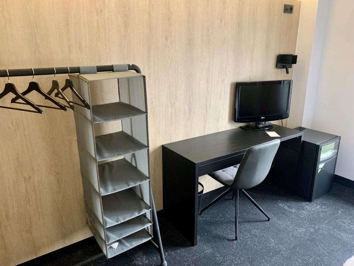 Occo Hotel Willebroek Bagian luar foto
