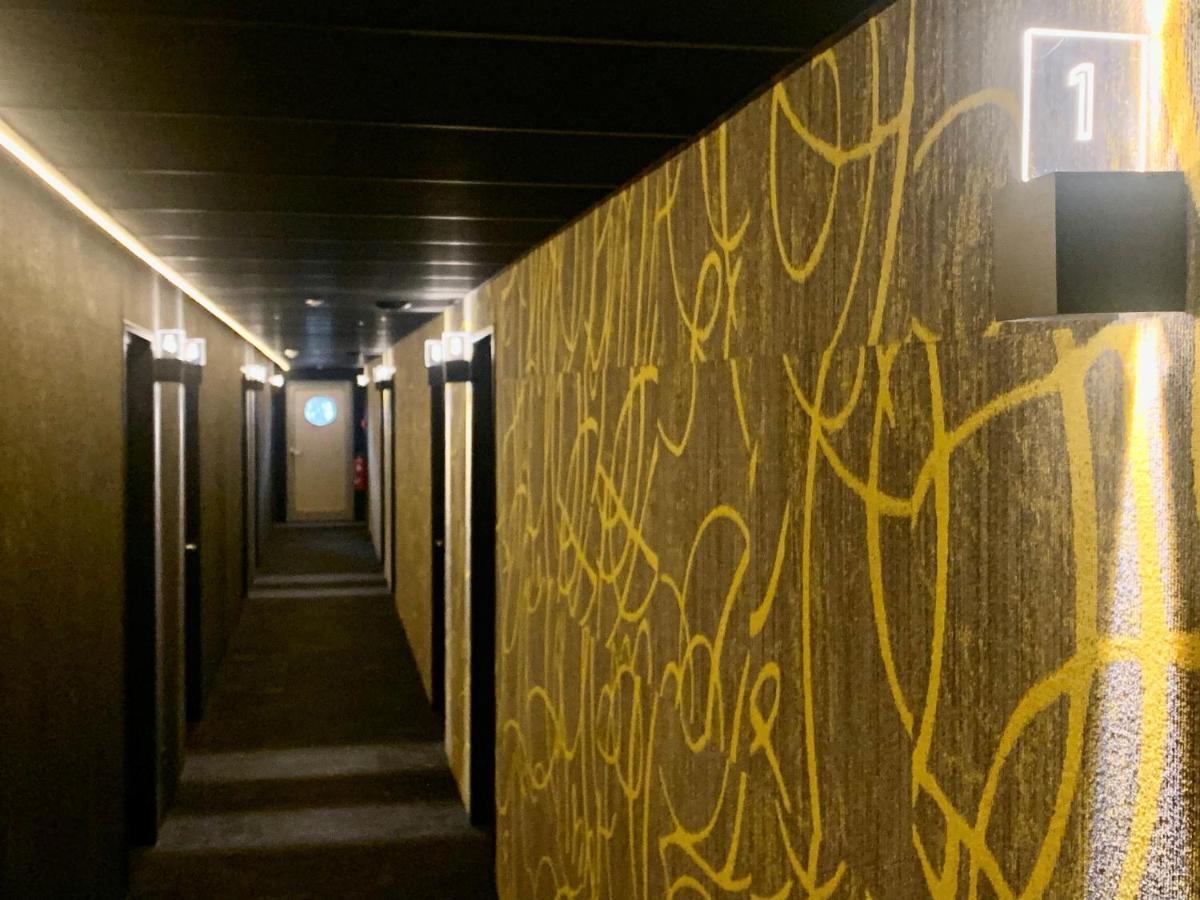 Occo Hotel Willebroek Bagian luar foto